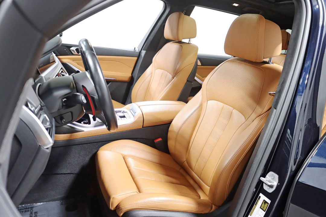 2022 BMW X7