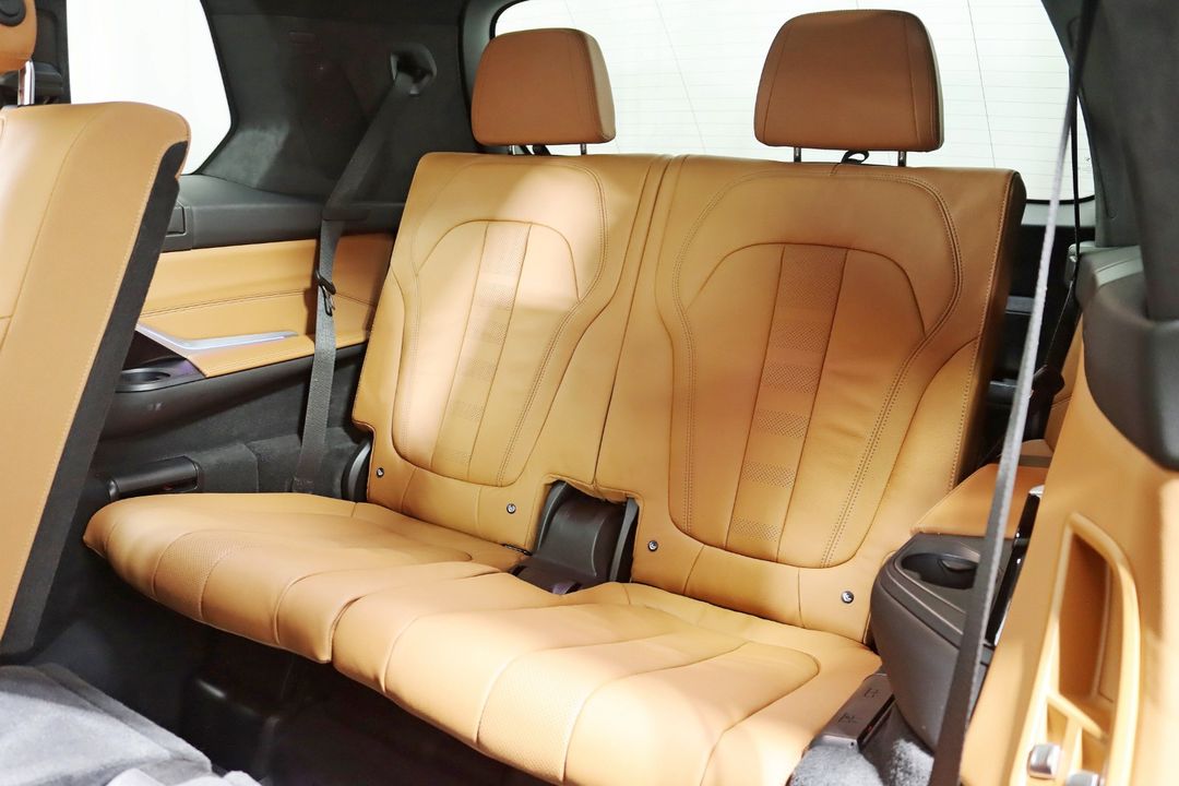 2022 BMW X7