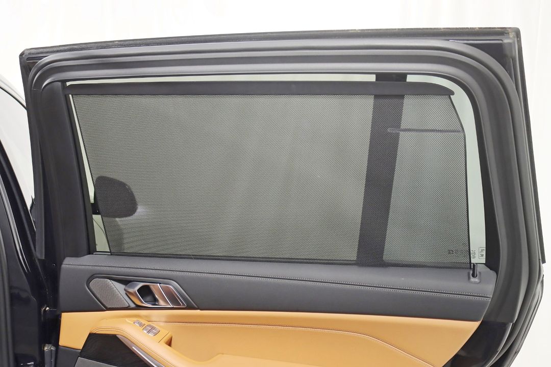 2022 BMW X7