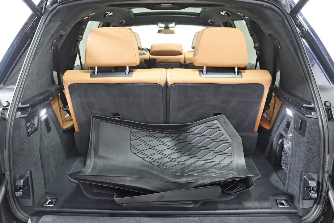 2022 BMW X7