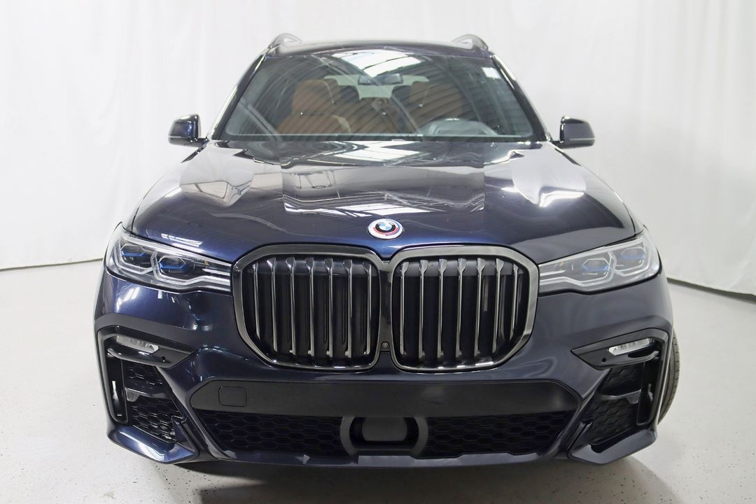 2022 BMW X7