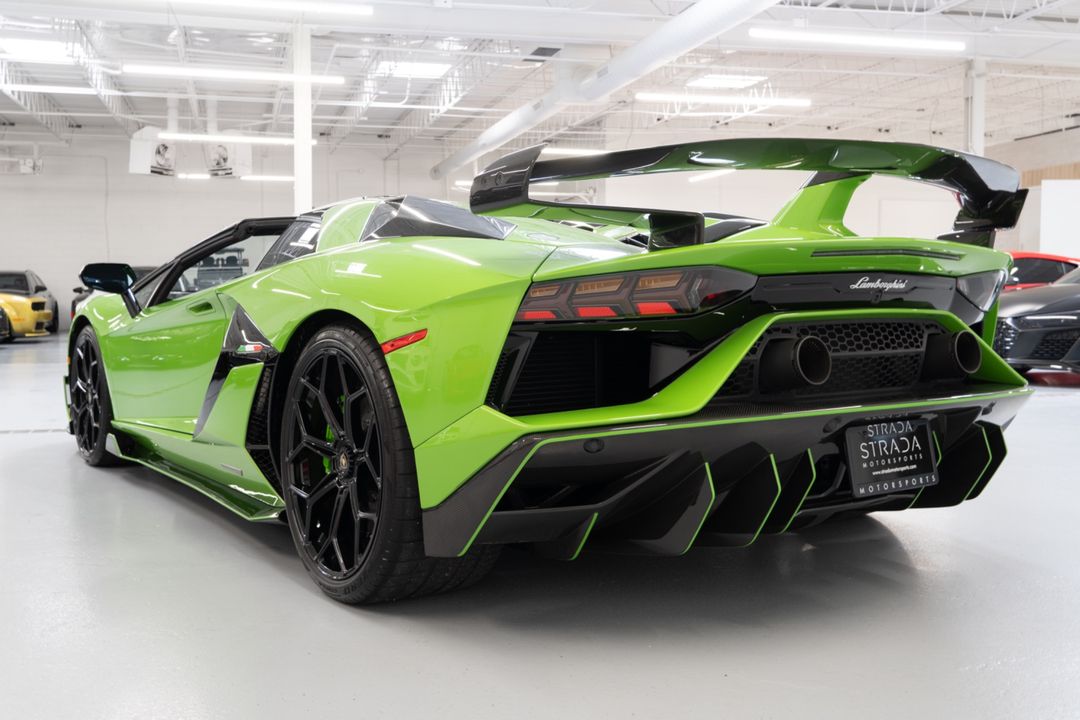 2021 Lamborghini Aventador