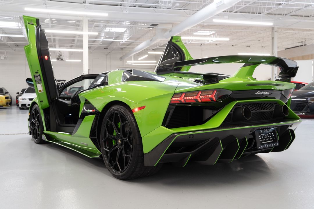 2021 Lamborghini Aventador