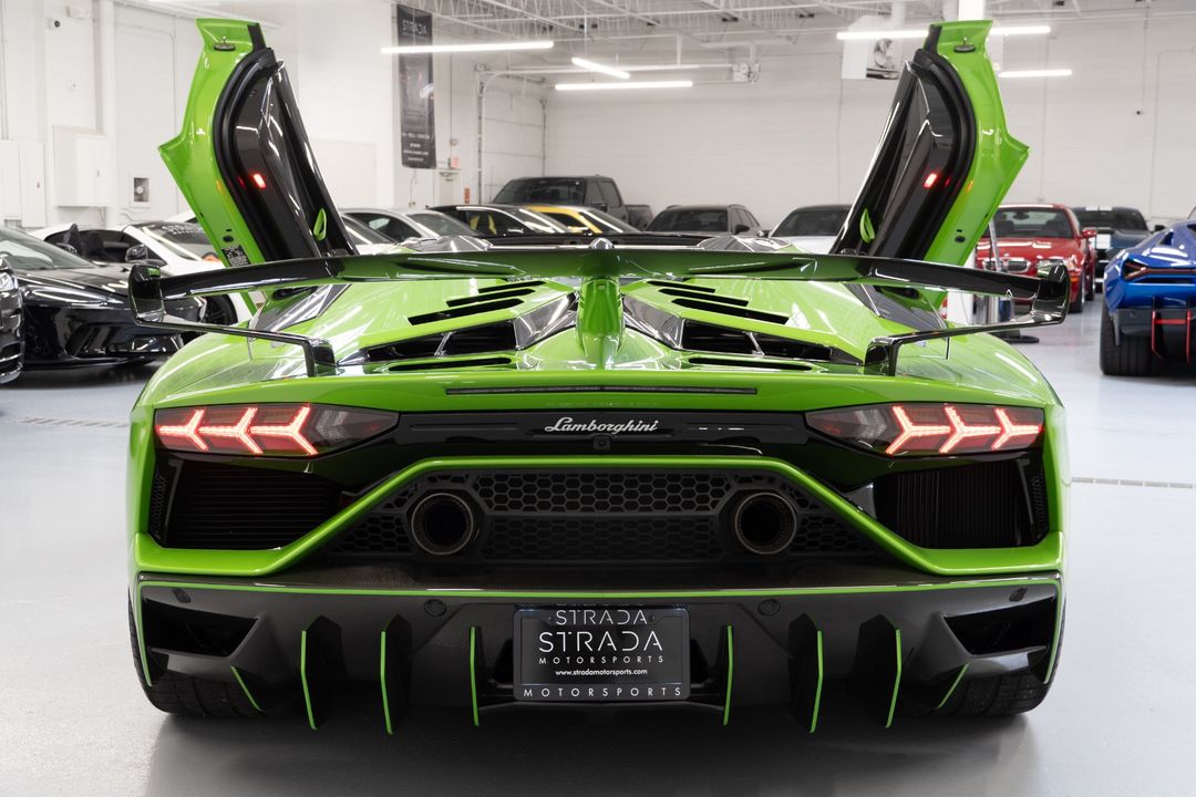 2021 Lamborghini Aventador