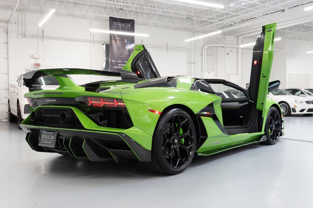 2021 Lamborghini Aventador
