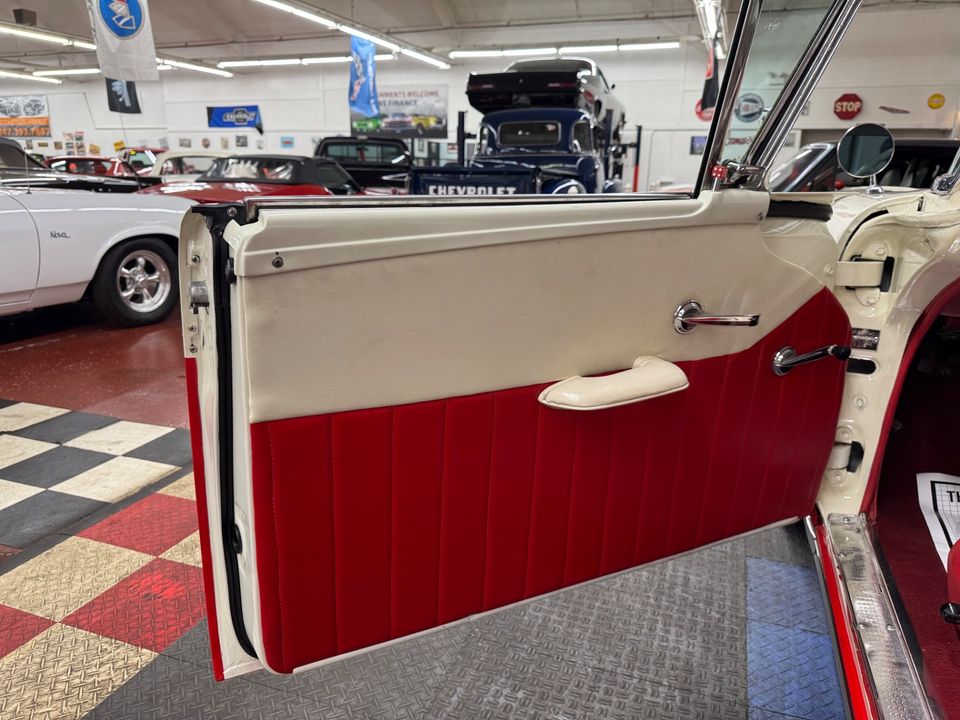 1957 Ford Fairlane
