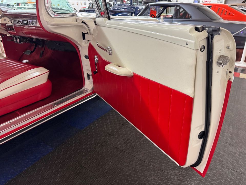 1957 Ford Fairlane