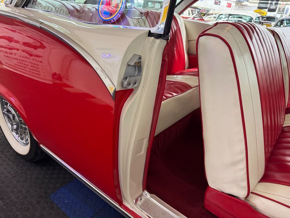 1957 Ford Fairlane