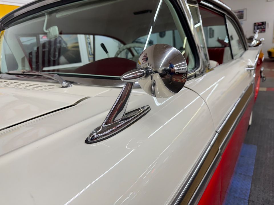 1957 Ford Fairlane