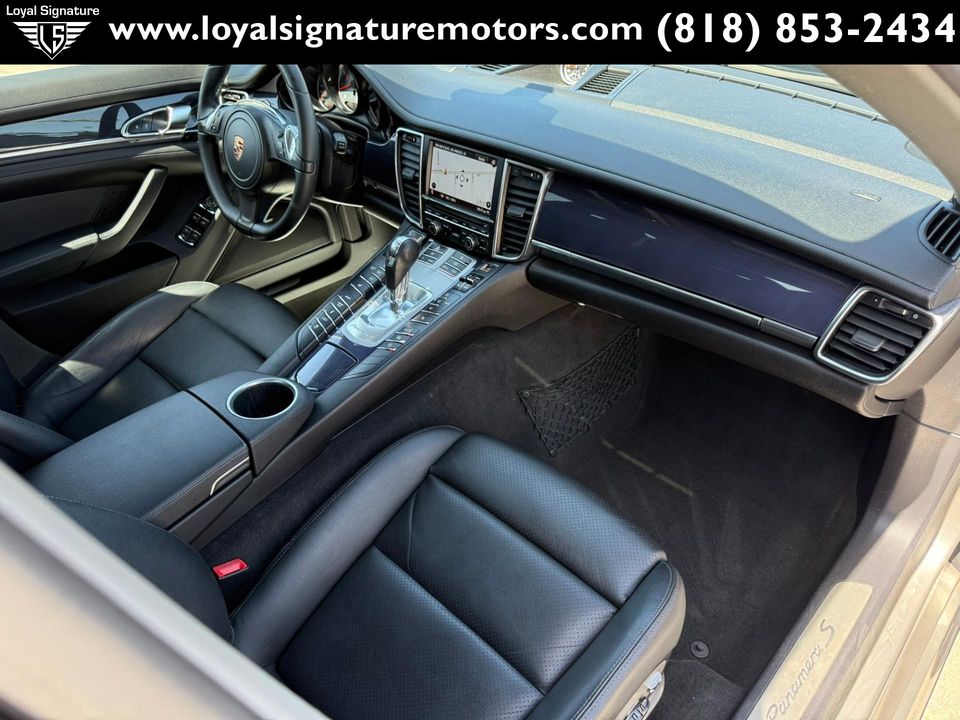 2013 Porsche Panamera