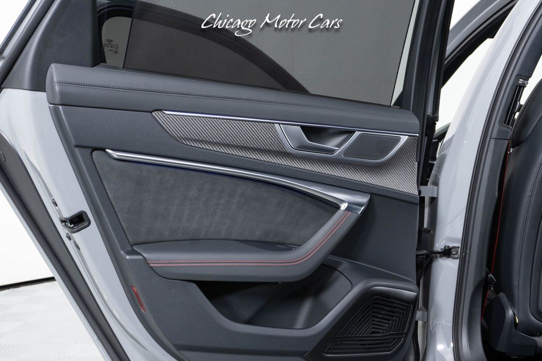 2022 Audi RS 6 Avant