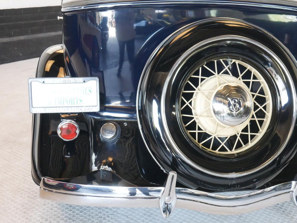 1933 Ford Phaeton