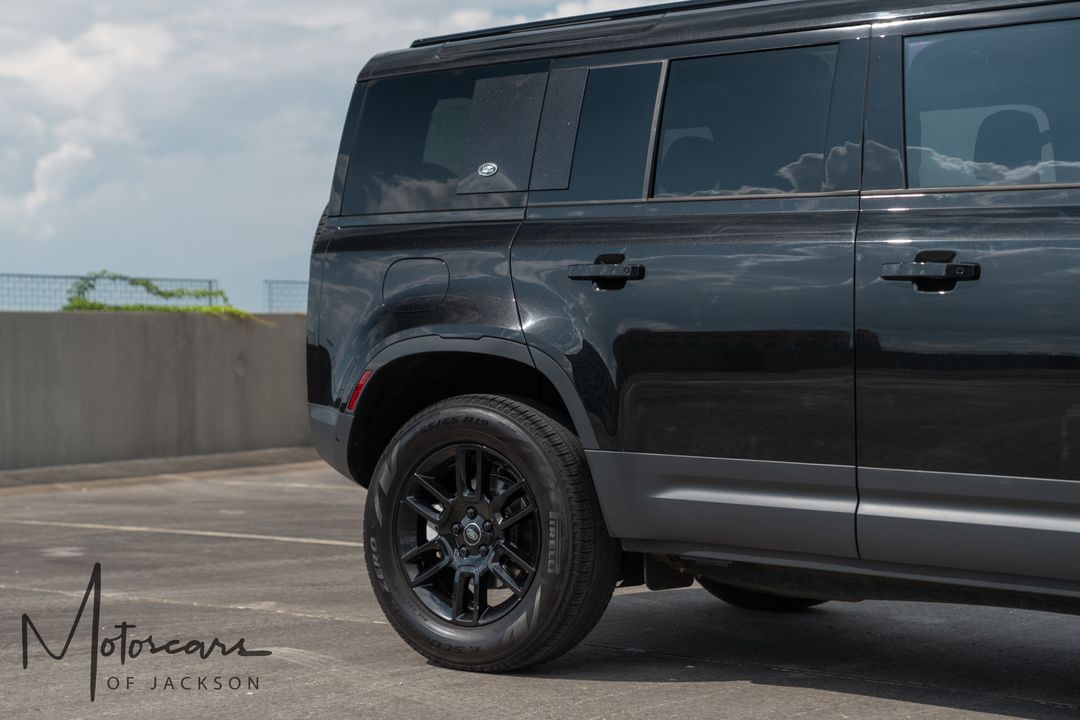 2023 Land Rover Defender