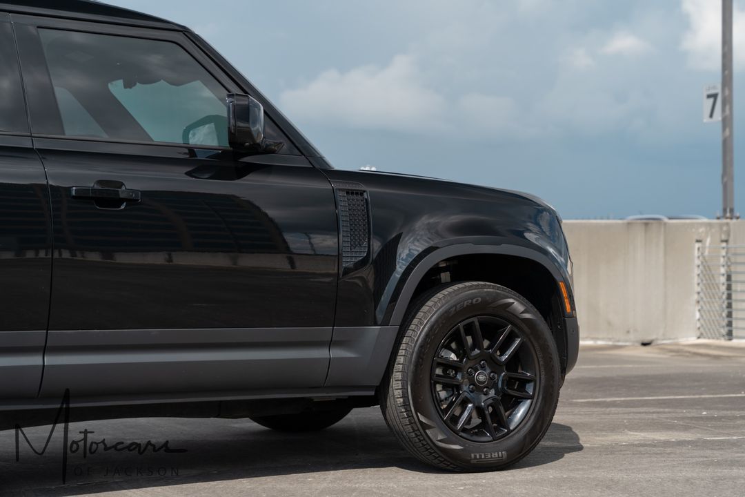 2023 Land Rover Defender