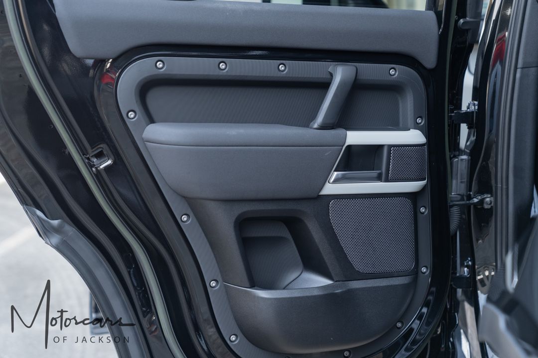 2023 Land Rover Defender