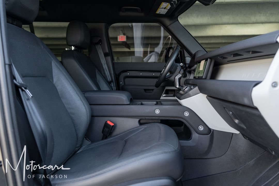 2023 Land Rover Defender