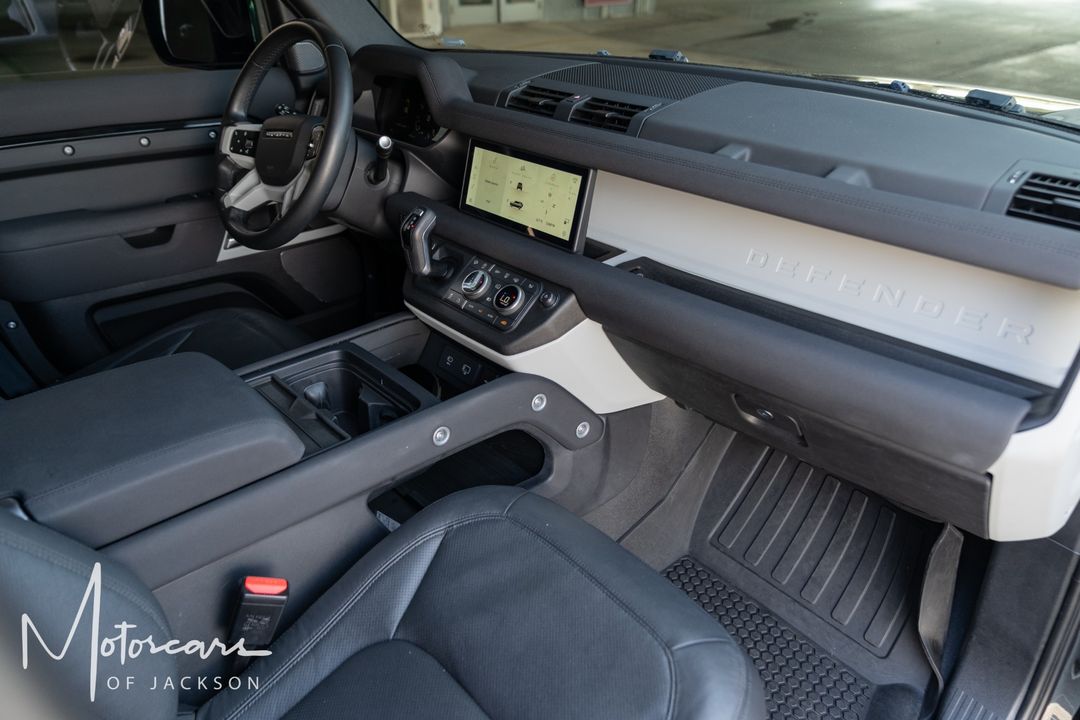 2023 Land Rover Defender