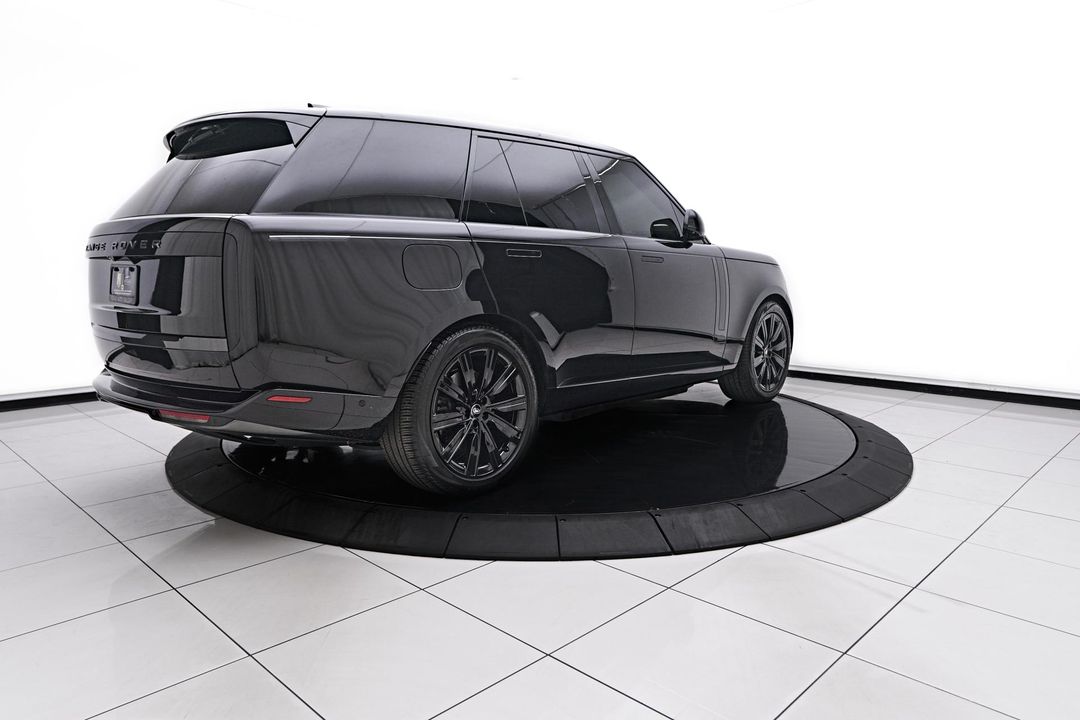 2024 Land Rover Range Rover Plug-In Hybrid