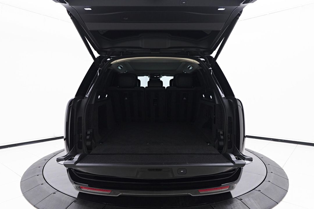 2024 Land Rover Range Rover Plug-In Hybrid
