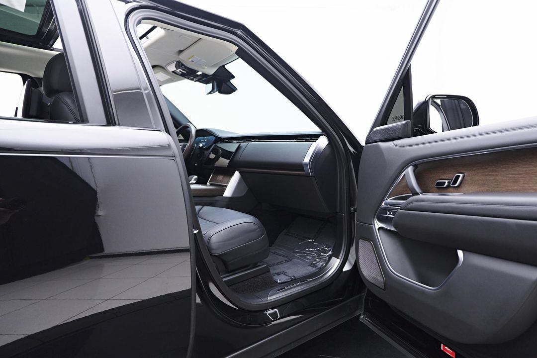 2024 Land Rover Range Rover Plug-In Hybrid