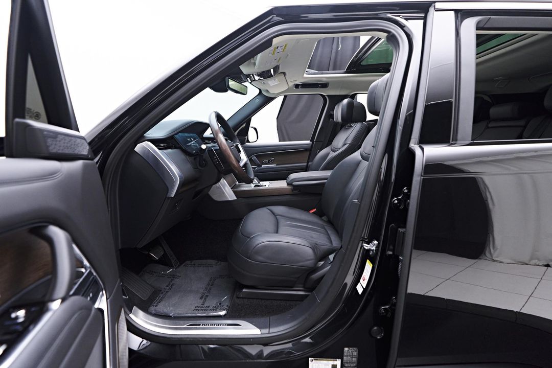 2024 Land Rover Range Rover Plug-In Hybrid