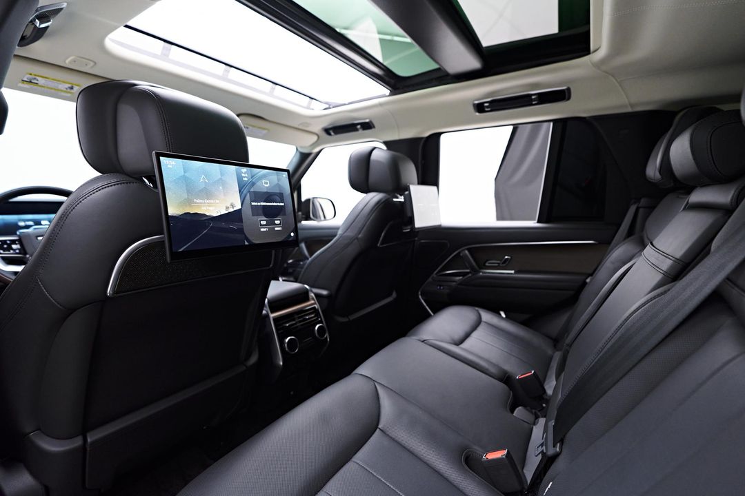2024 Land Rover Range Rover Plug-In Hybrid