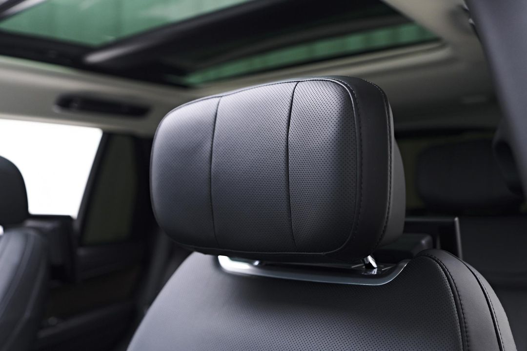 2024 Land Rover Range Rover Plug-In Hybrid