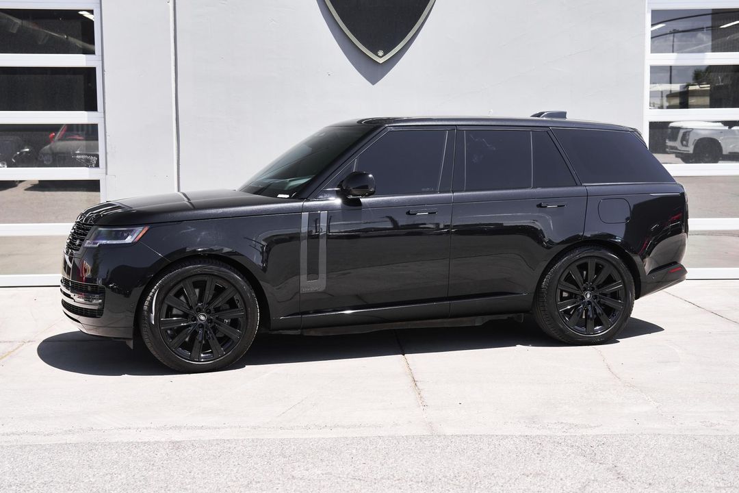 2024 Land Rover Range Rover Plug-In Hybrid