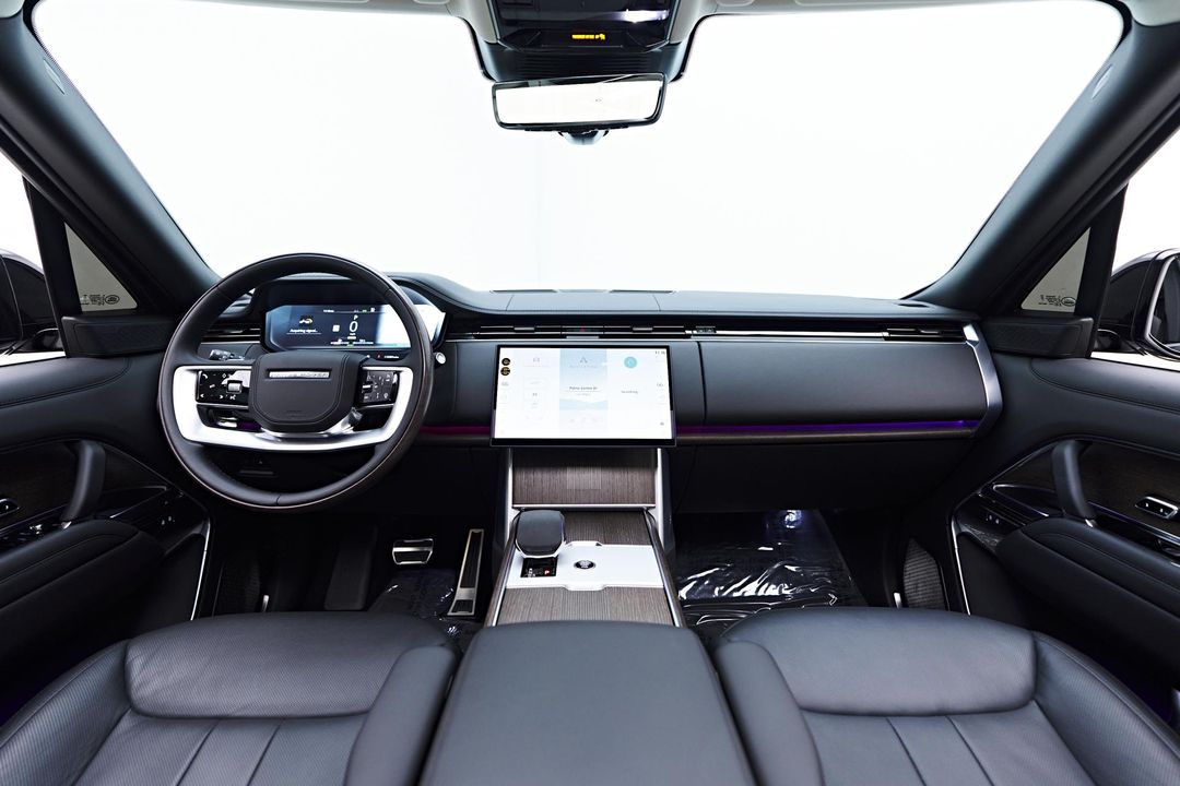 2024 Land Rover Range Rover Plug-In Hybrid