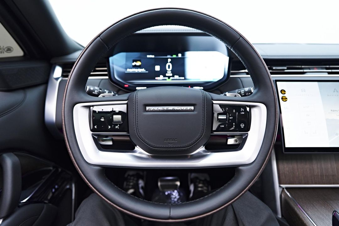 2024 Land Rover Range Rover Plug-In Hybrid