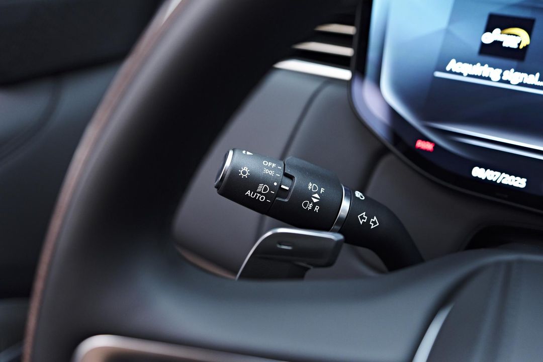 2024 Land Rover Range Rover Plug-In Hybrid