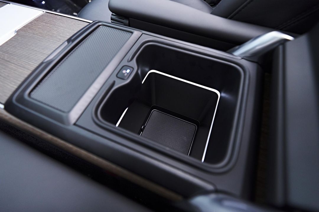 2024 Land Rover Range Rover Plug-In Hybrid
