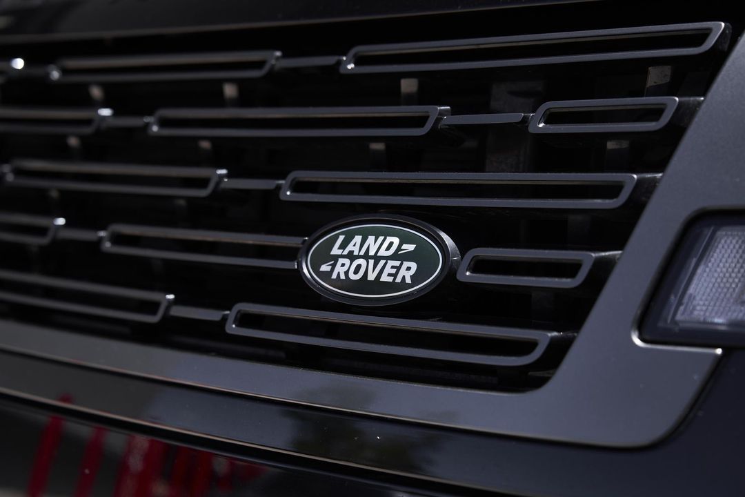 2024 Land Rover Range Rover Plug-In Hybrid