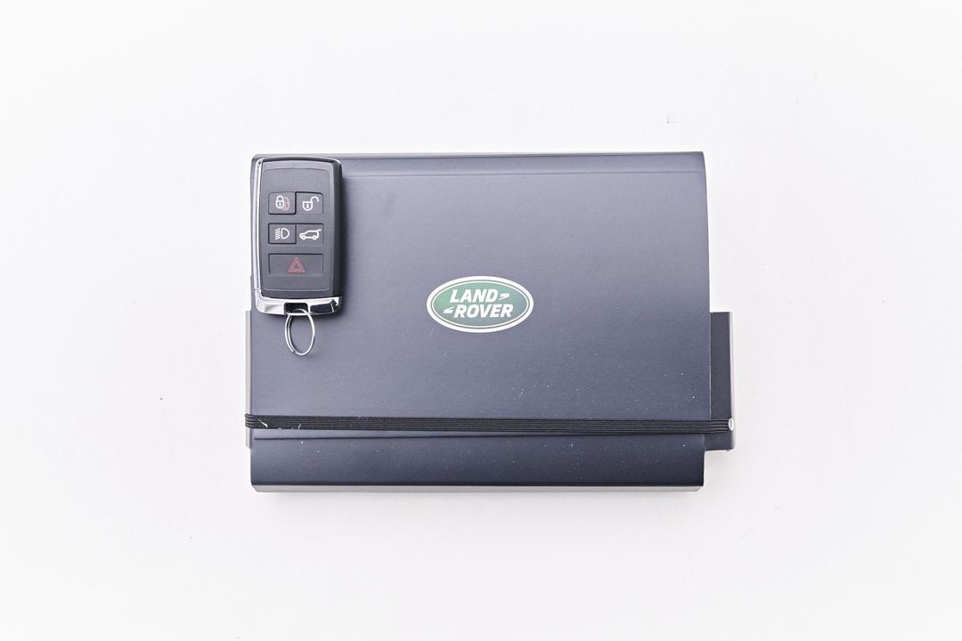 2024 Land Rover Range Rover Plug-In Hybrid