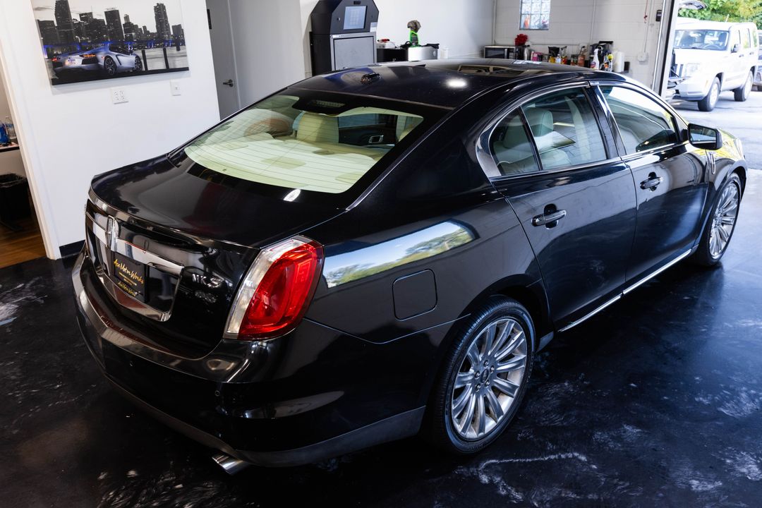 2009 Lincoln MKS