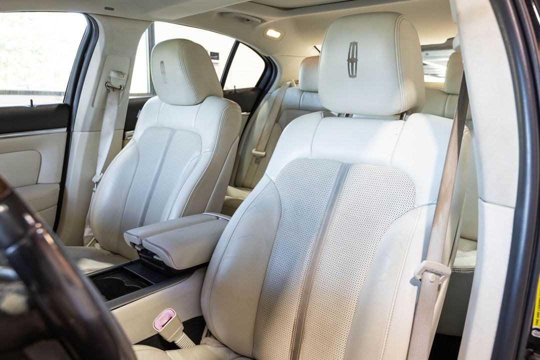 2009 Lincoln MKS