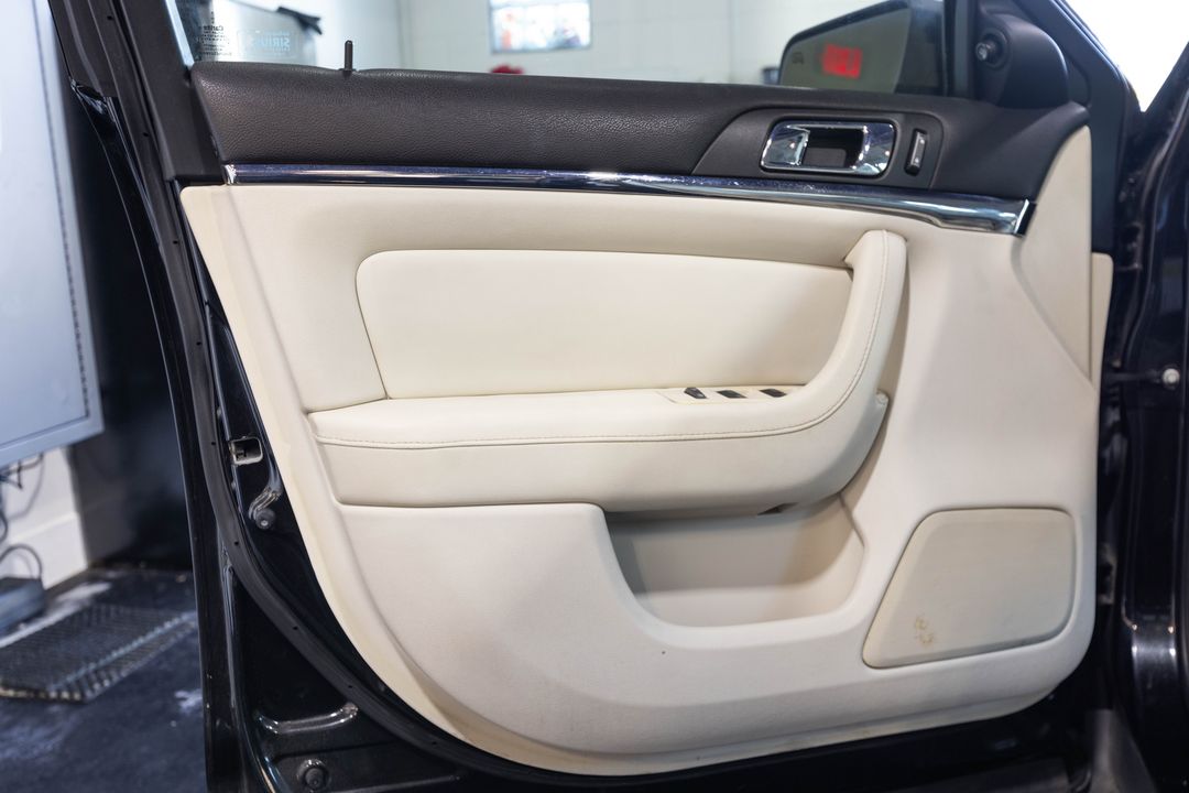 2009 Lincoln MKS