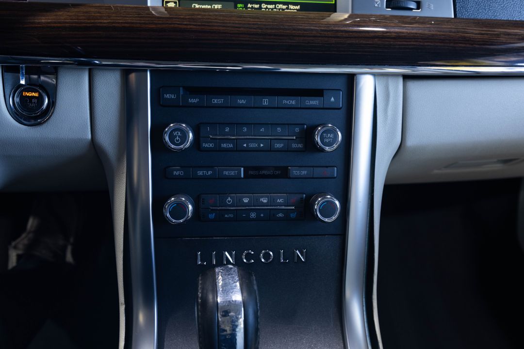 2009 Lincoln MKS