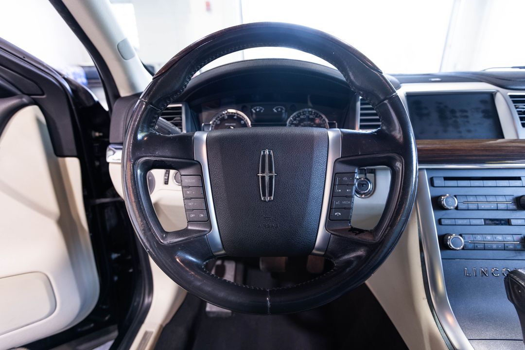 2009 Lincoln MKS