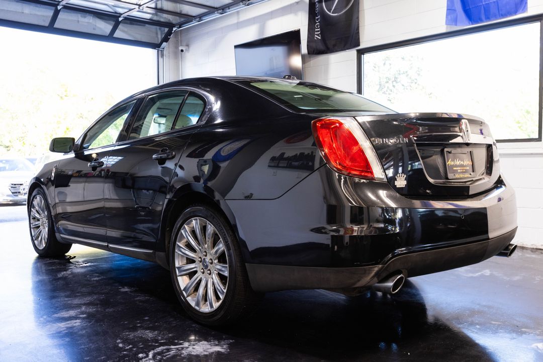2009 Lincoln MKS
