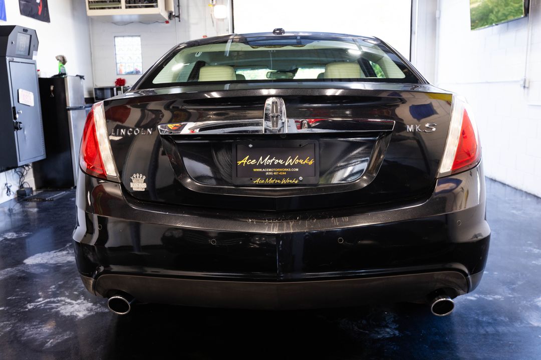 2009 Lincoln MKS