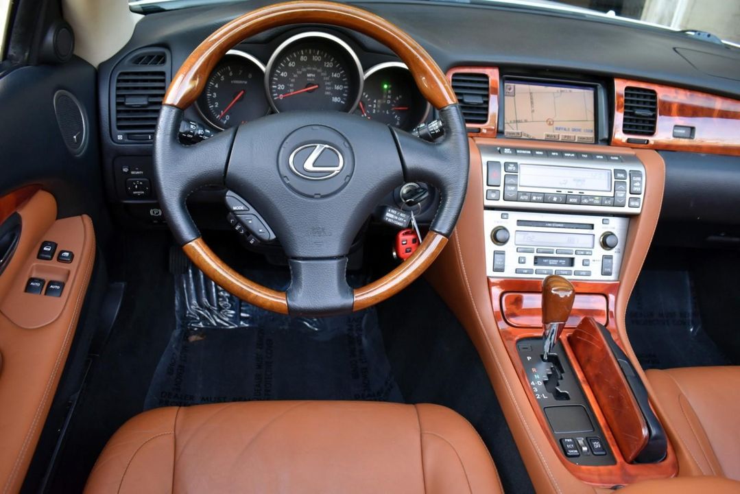 2002 Lexus SC 430 Convertible RWD Mark & Levinson Sound