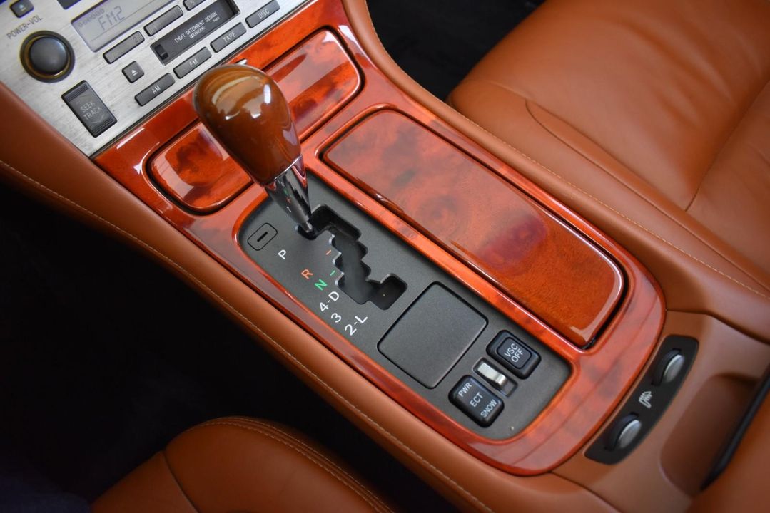 2002 Lexus SC 430 Convertible RWD Mark & Levinson Sound