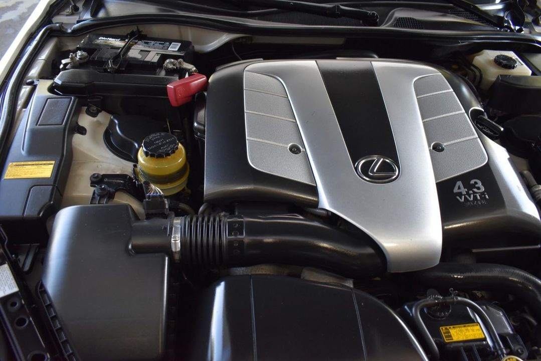2002 Lexus SC 430 Convertible RWD Mark & Levinson Sound