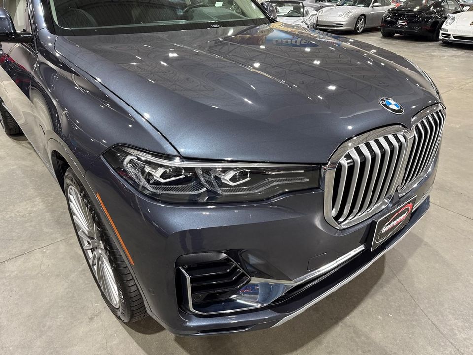 2020 BMW X7
