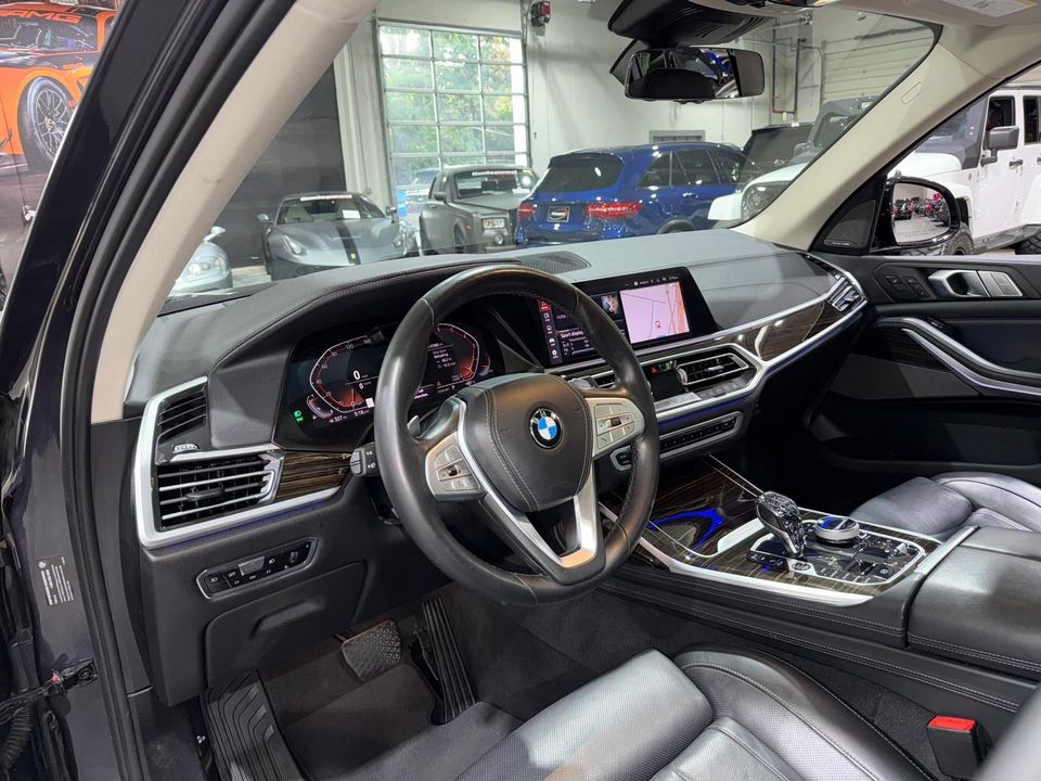 2020 BMW X7