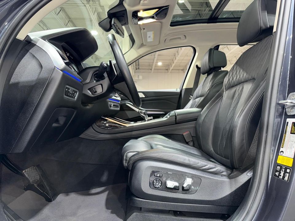 2020 BMW X7