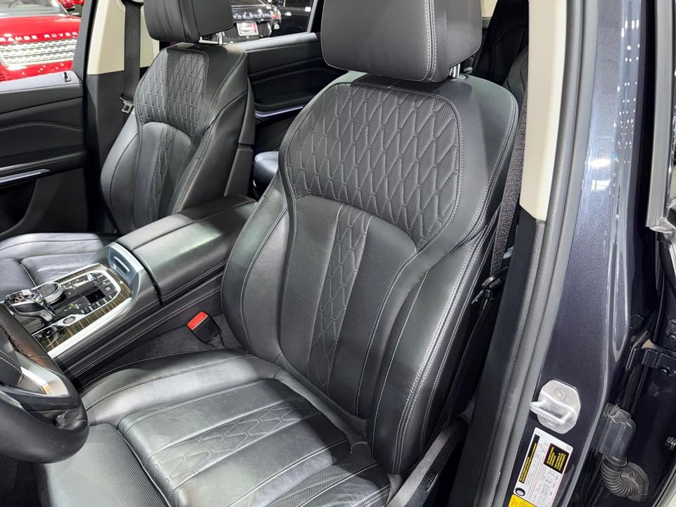 2020 BMW X7