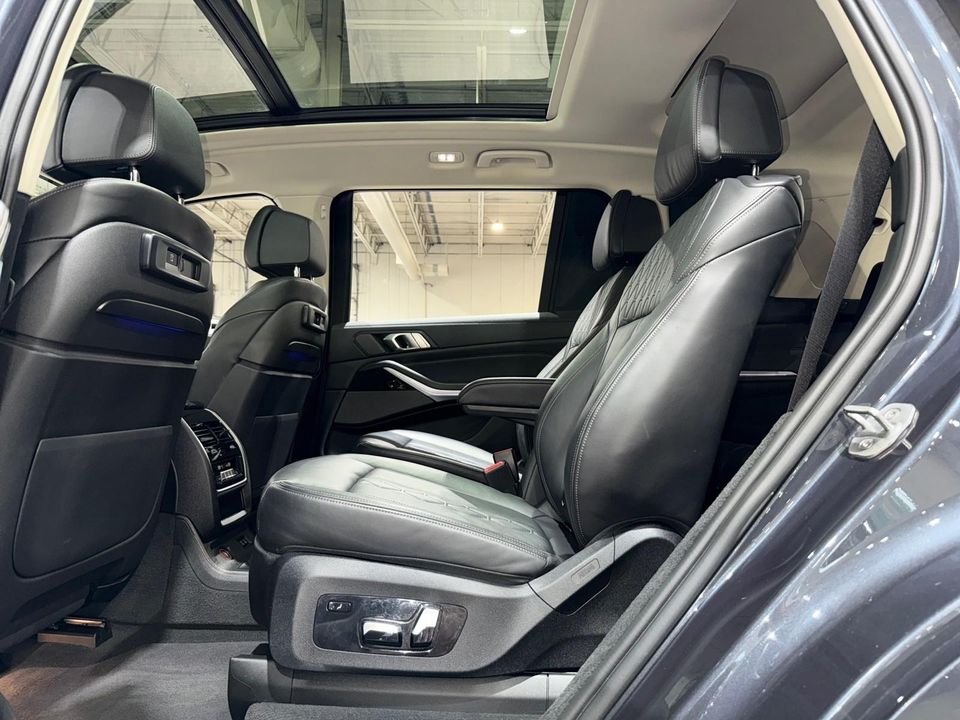 2020 BMW X7