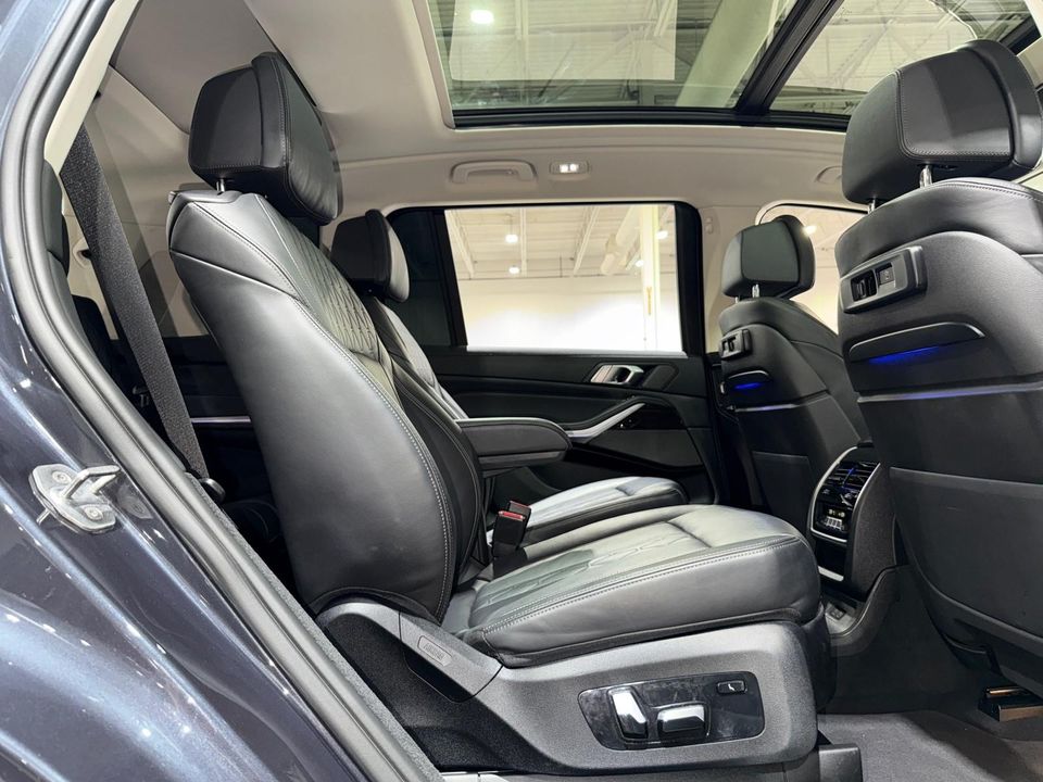 2020 BMW X7